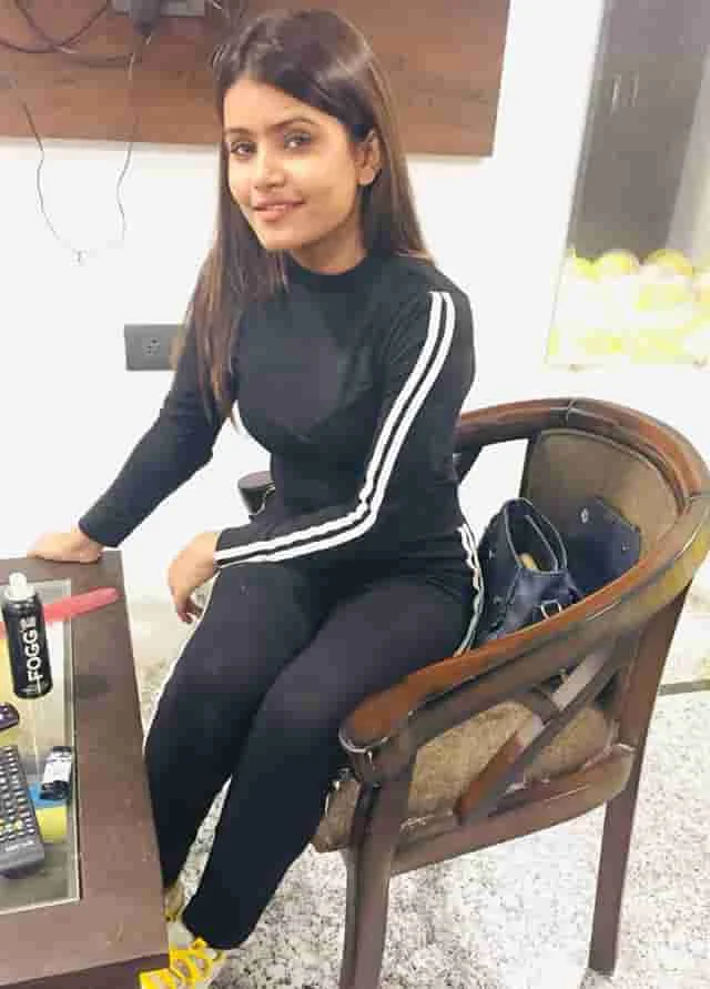 Bangalore Indepndent Call Girl Poonam